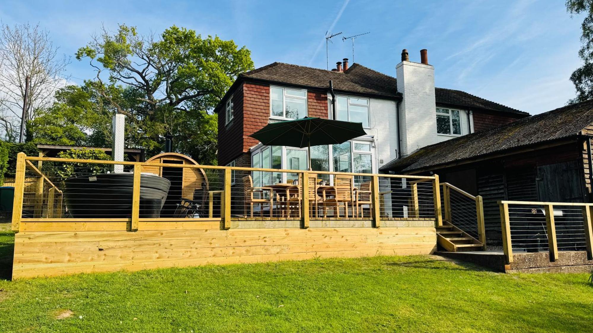 3 Bed Spa Cottage Southwater Екстериор снимка